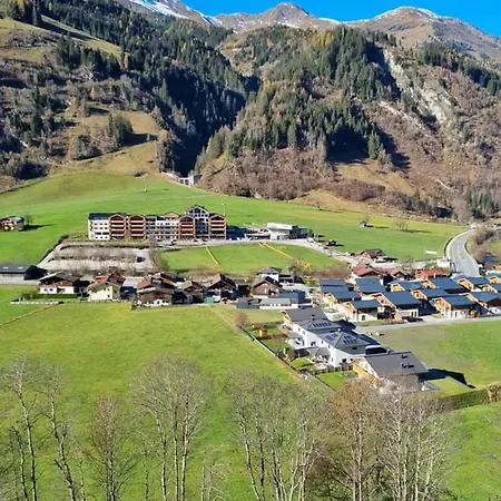 Isabella 4 By Smr - Inc And Near Gondola